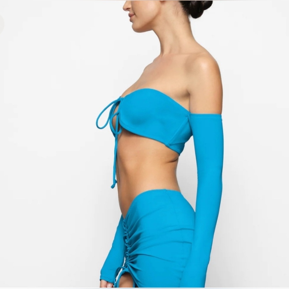 Skims Swim Skims Recycled Swim Long Sleeve Bikini Top - Picture 2 of 4